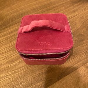 NEW Tonic Australia Luxe Velvet Cube Jewelery Holder